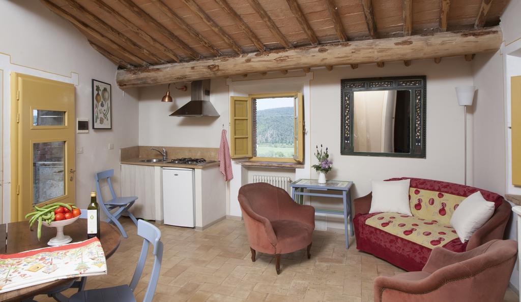 סוביצ'ילה Agriturismo Borgo Personatina מראה חיצוני תמונה