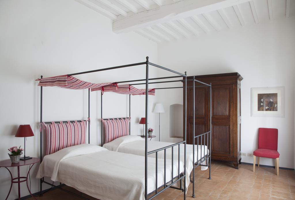 סוביצ'ילה Agriturismo Borgo Personatina מראה חיצוני תמונה